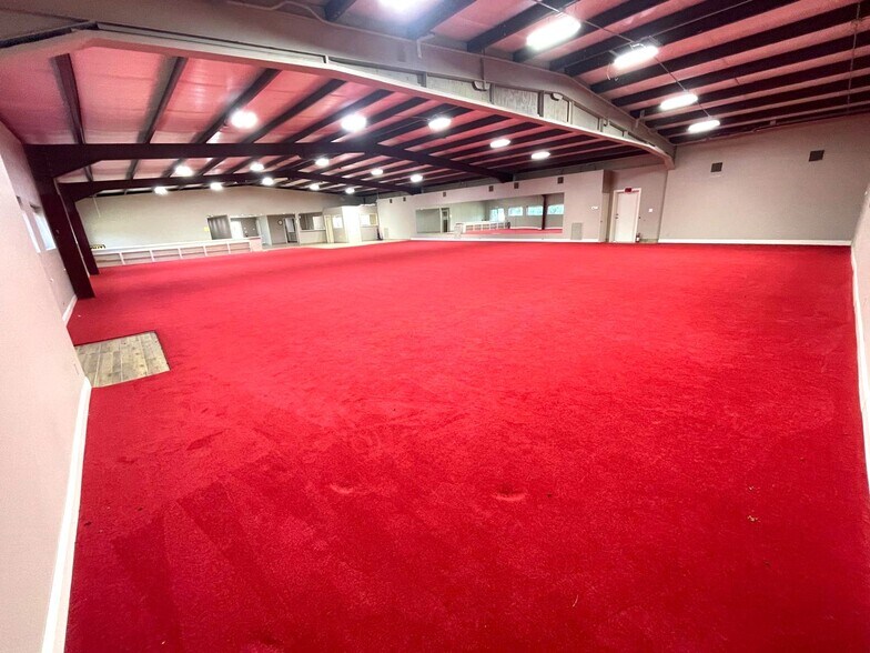 More Photos Of 37937 FM 1774 Rd, Magnolia Warehouse For Sale