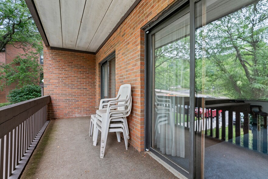 More Photos Of 600 McKnight Park Dr, Pittsburgh Office For Lease