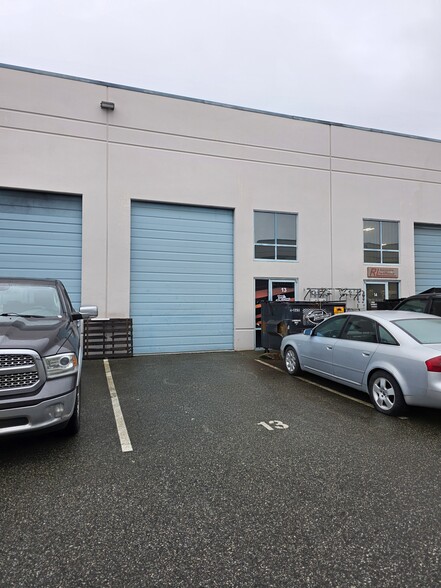 More Photos Of 1833 Coast Meridian Rd, Port Coquitlam Warehouse For Sale