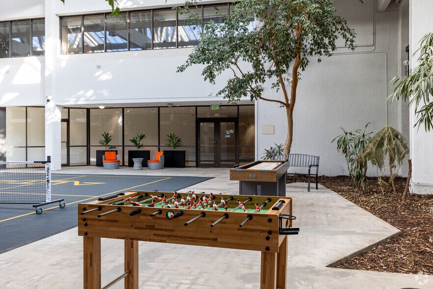 More Photos Of 2886 S Circle Dr, Colorado Springs Apartments For Lease