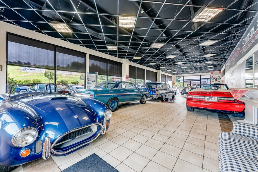 More Photos Of 2050 Winners Dr, Fairmont Auto Repair For Sale