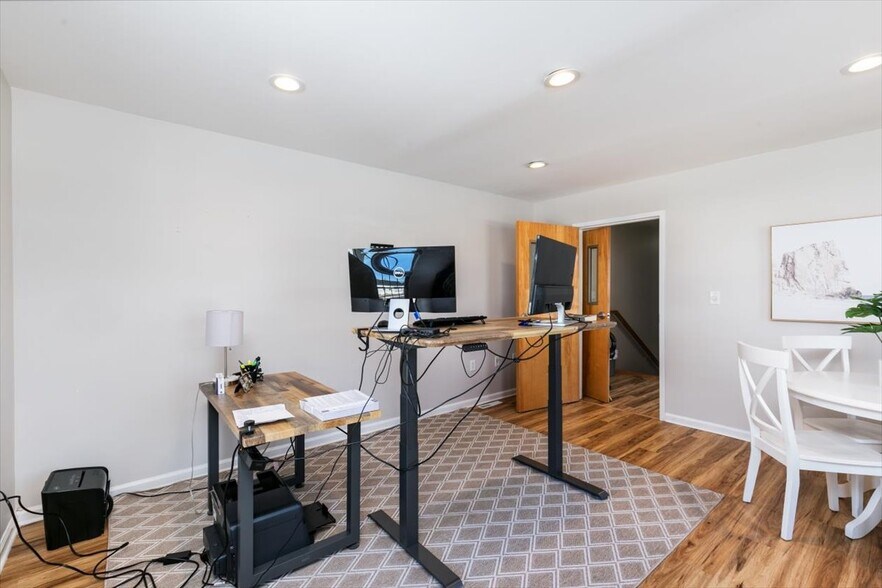 More Photos Of 3201 Lafayette Rd, Portsmouth Office For Sale