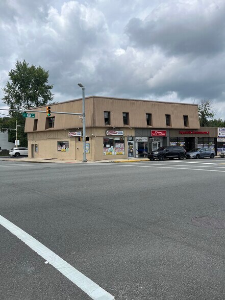 More Photos Of 978 Saint Georges Ave, Rahway Storefront Retail Office For Lease
