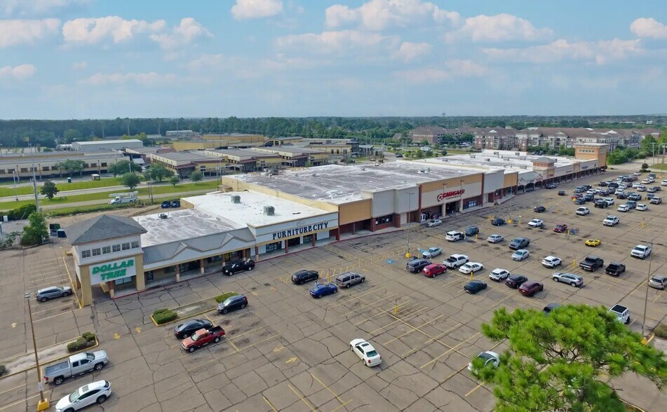 Primary Photo Of 4000 Pontchartrain Dr, Slidell Land For Lease