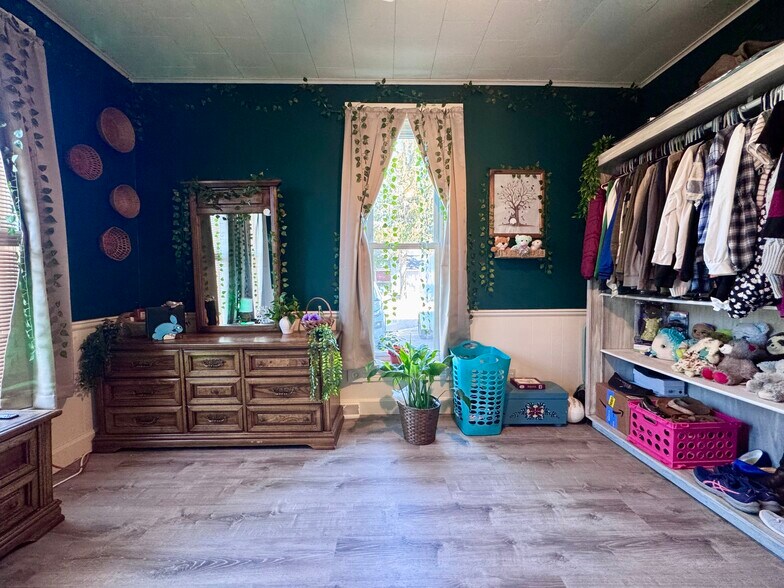 More Photos Of 1415 4th St, Fulton Storefront Retail Residential For Sale