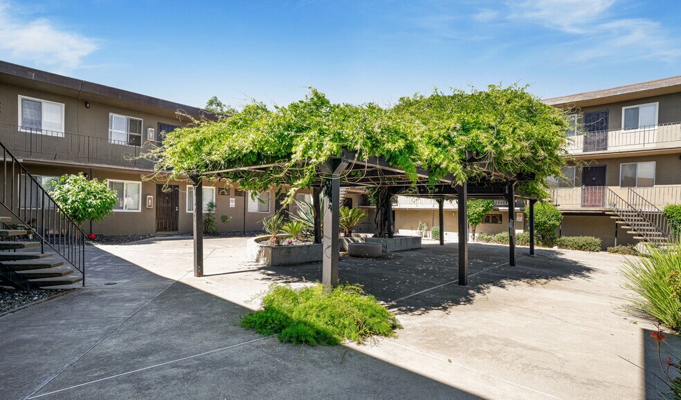More Photos Of 20 E 16th St, Antioch Apartments For Sale