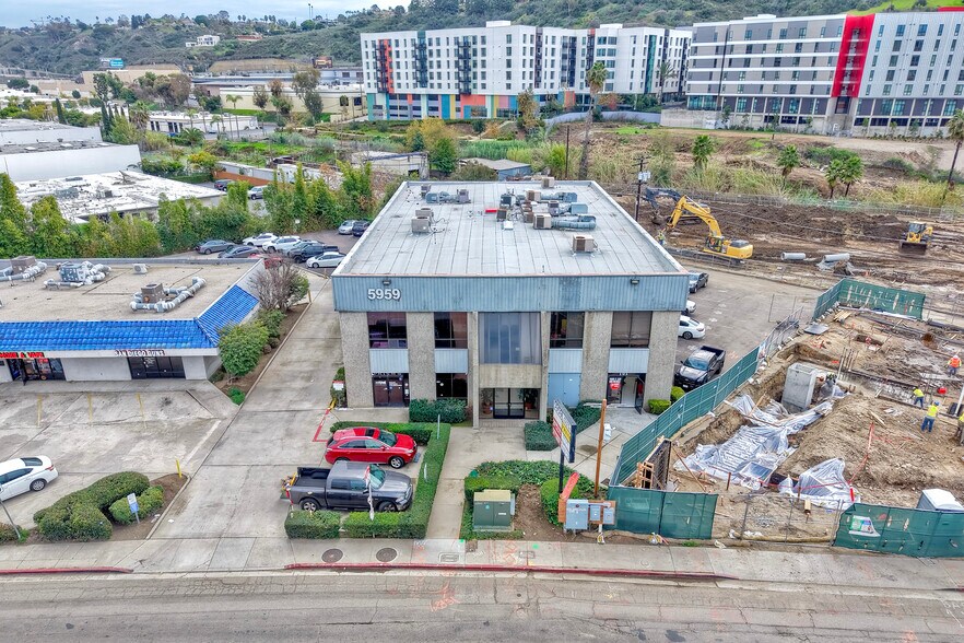 More Photos Of 5959 Mission Gorge Rd, San Diego Office For Sale