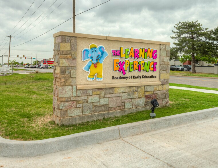 More Photos Of 10701 N Council Rd, Oklahoma City Daycare Center For Sale