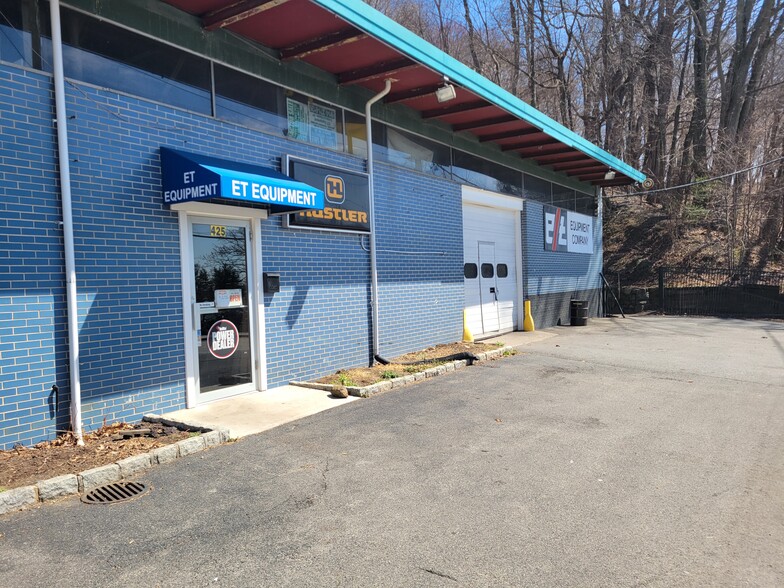 Primary Photo Of 425 S Riverside Ave, Croton On Hudson Freestanding For Lease