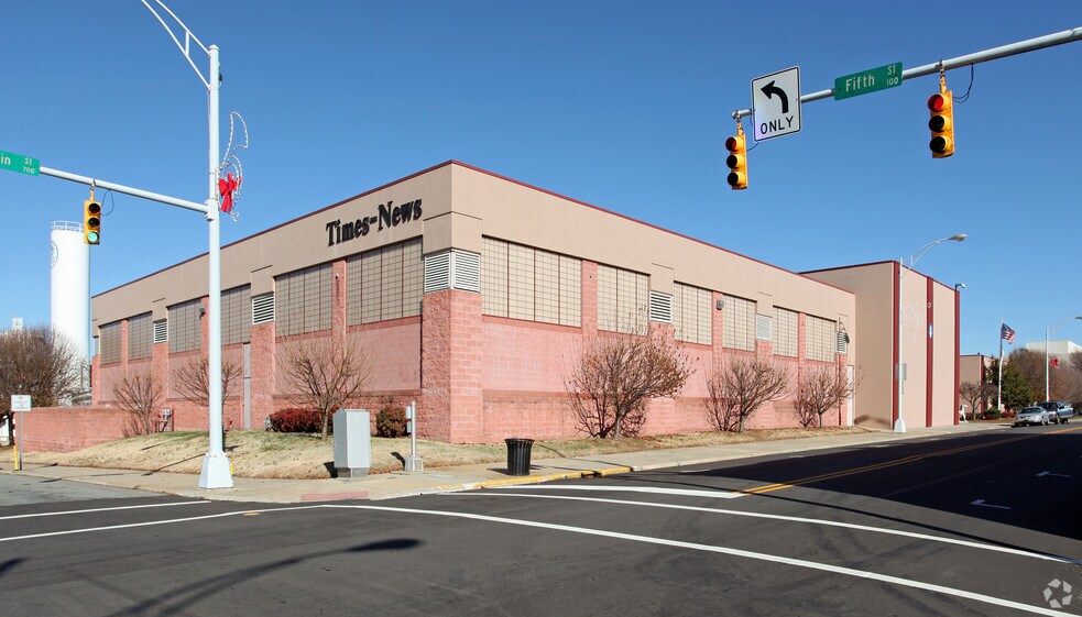 Primary Photo Of 707 S Main St, Burlington Manufacturing For Lease