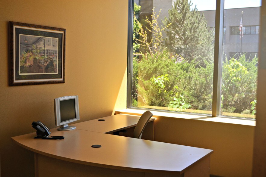 More Photos Of 401 Ryland St, Reno Office For Lease