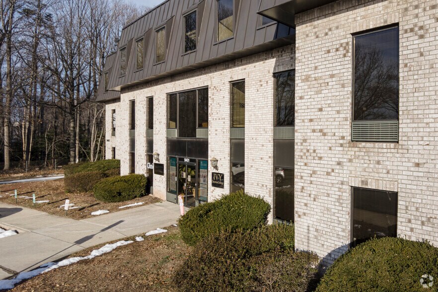 More Photos Of 9401 Mathy Dr, Fairfax Office For Lease