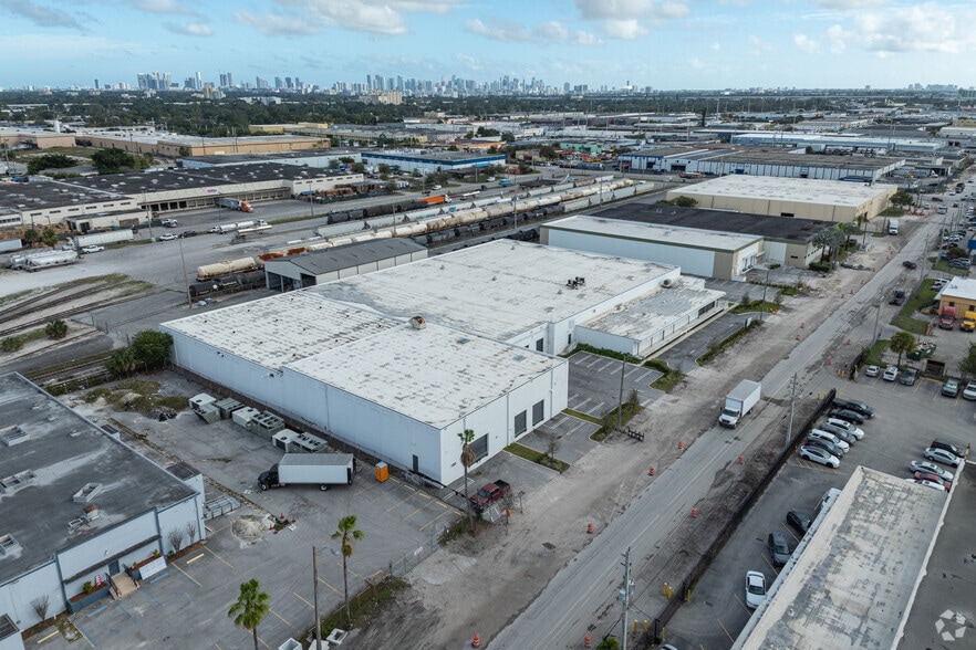 More Photos Of 6501 NW 37th Ave, Miami Industrial For Sale