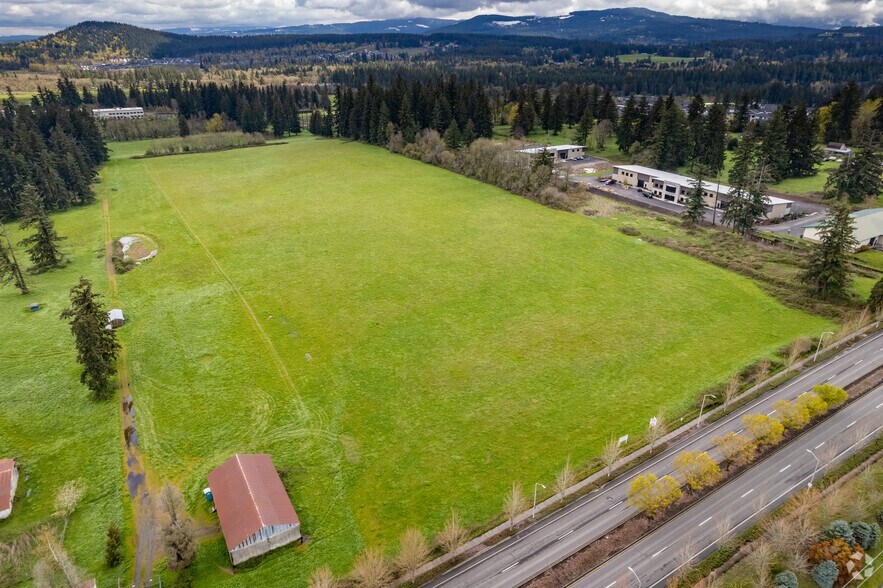 More Photos Of 4707 NW Lake Rd, Camas Unknown For Lease