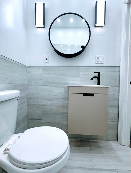 More Photos Of 1500 W Loudon St, Philadelphia Office Residential For Lease