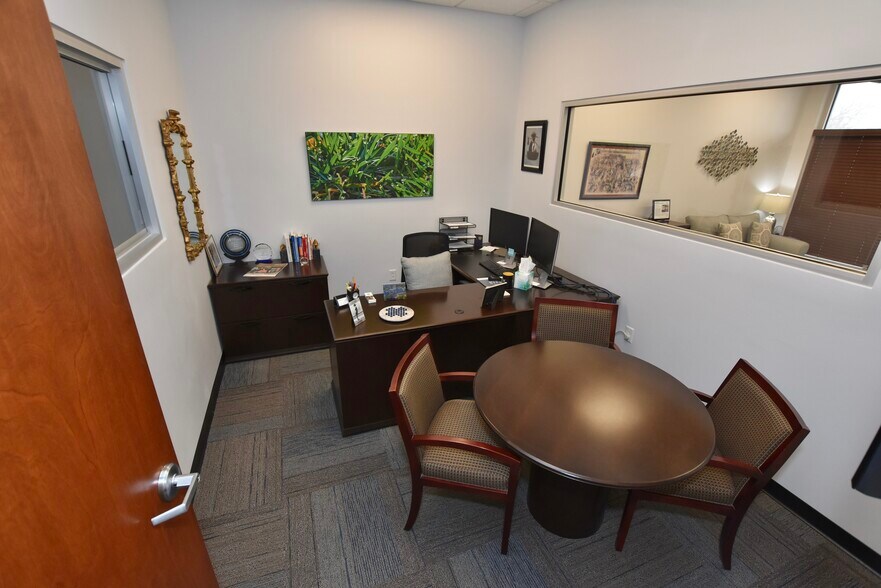 More Photos Of 2643-2649 Enterprise Dr, Anderson Unknown For Lease