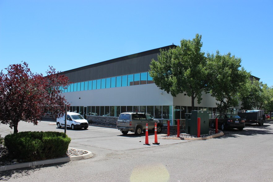 More Photos Of 675 W Moana Ln, Reno Office For Lease