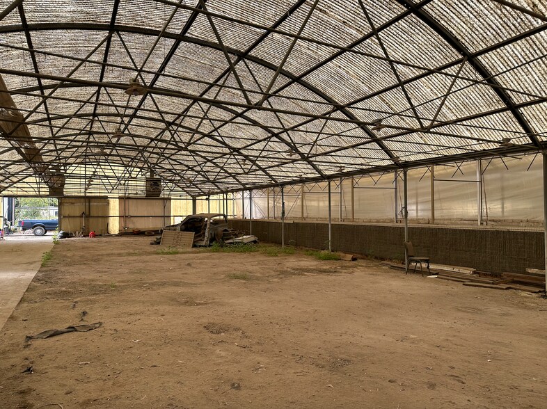 More Photos Of 9839 Blossom Valley Rd, El Cajon Warehouse For Lease