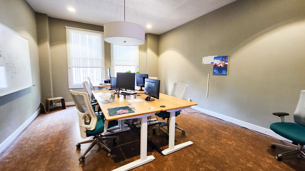 More Photos Of 18-22 Battery St, San Francisco Office For Lease