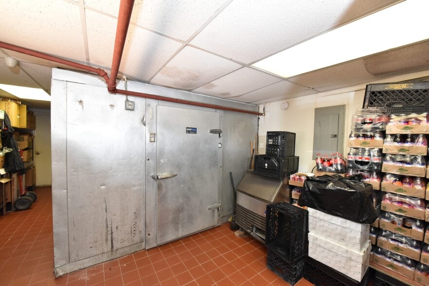 More Photos Of 854 Amsterdam Ave, New York Apartments For Lease