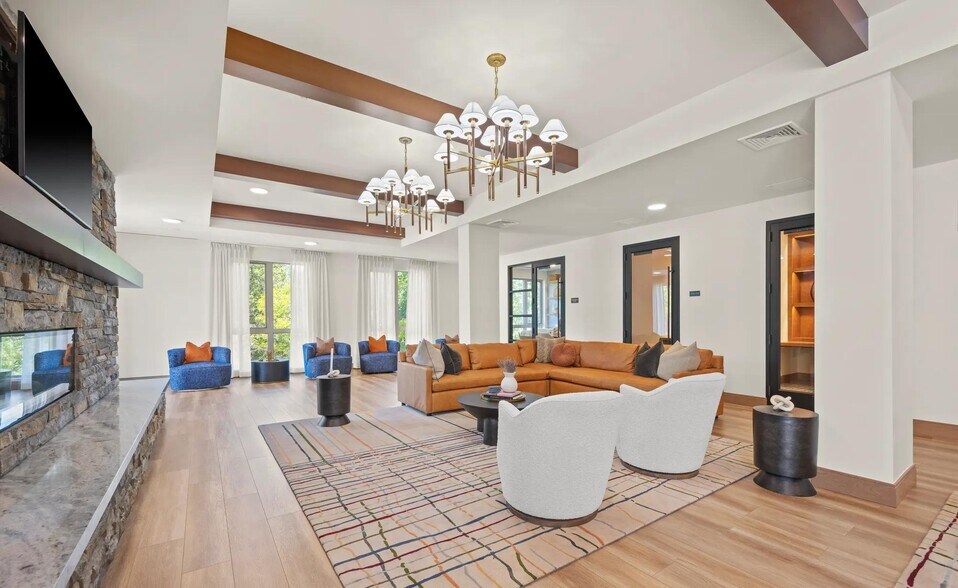 More Photos Of 2 Los Angeles St, Newton Apartments For Lease