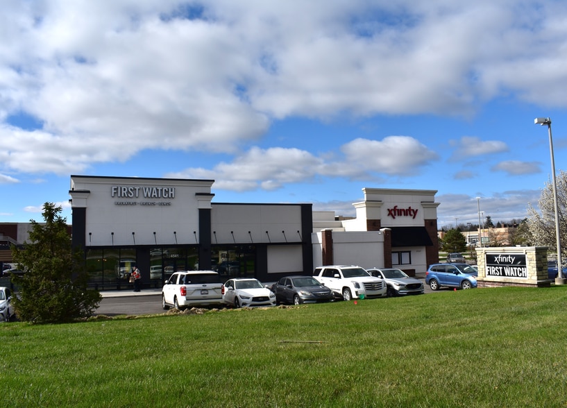Primary Photo Of 4541 Illinois Rd, Fort Wayne Storefront For Sale