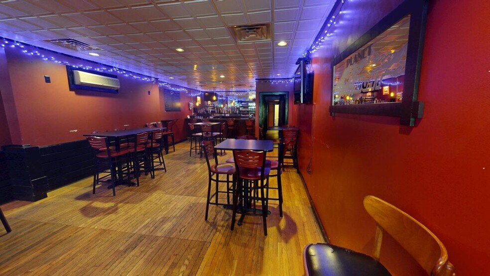 More Photos Of 326 Court St, Williamsport General Retail For Sale