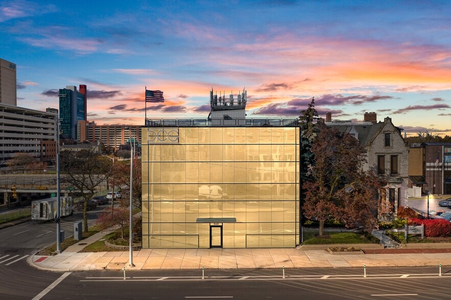 Primary Photo Of 965 E Jefferson Ave, Detroit Office For Sale