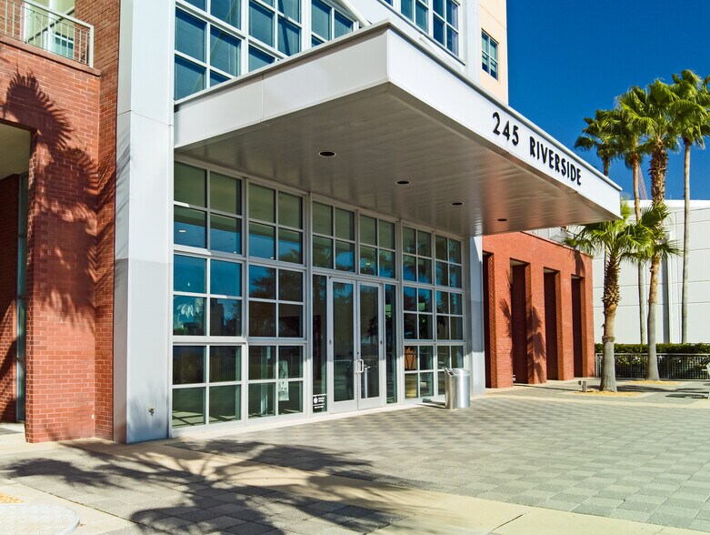 More Photos Of 245 Riverside Ave, Jacksonville Office For Lease