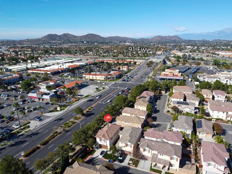 More Photos Of 10997 Cedarhurst Way, Riverside Multifamily For Sale