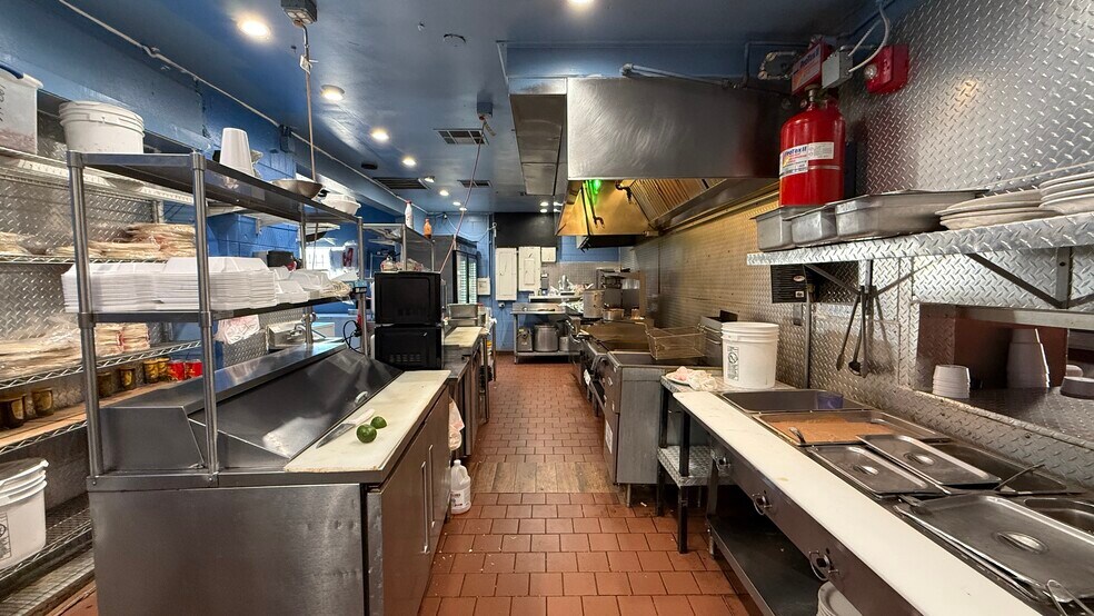 More Photos Of 1310 S Muskogee Ave, Tahlequah Restaurant For Sale