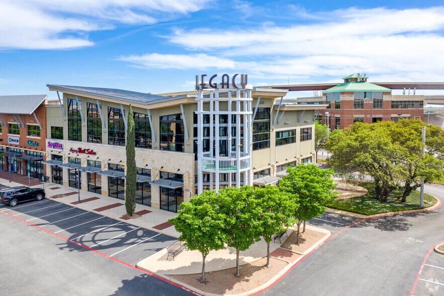 More Photos Of 18402 US Highway 281 N, San Antonio Unknown For Lease