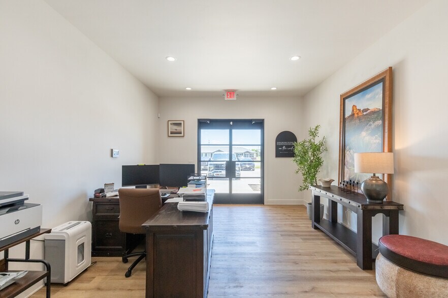 More Photos Of 1804 Denali Dr, Abilene Office For Sale