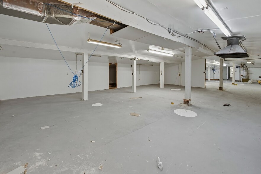 More Photos Of 50 Clara St, Landisville Warehouse For Sale