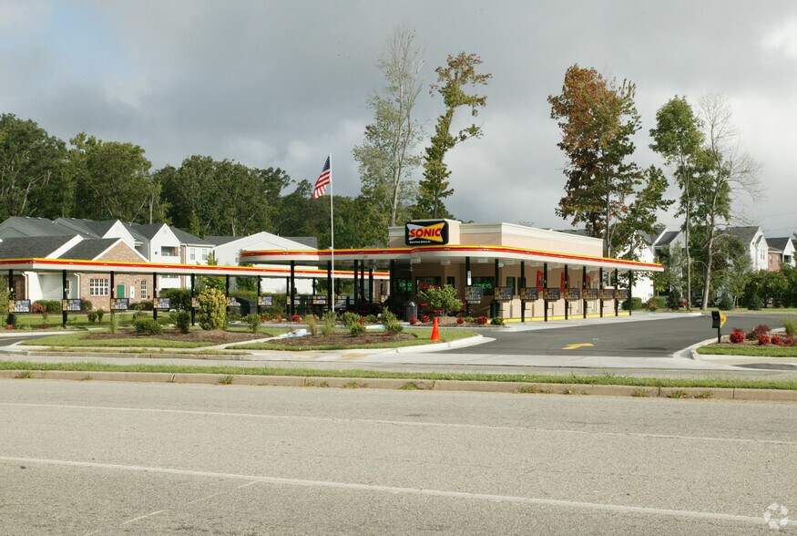 More Photos Of 200 Floyd Thompson Blvd, Hampton Fast Food For Sale