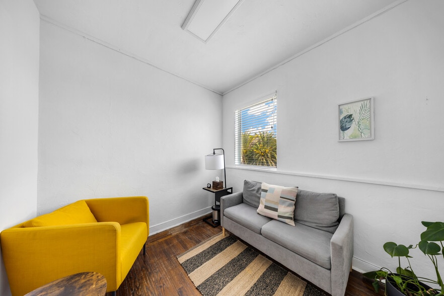 More Photos Of 1267 Coral Way, Miami Storefront Retail Residential For Lease