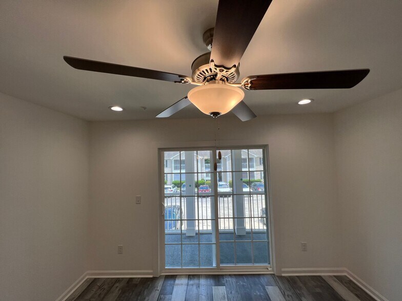 More Photos Of 191-199 Charter Dr, Longs Apartments For Sale