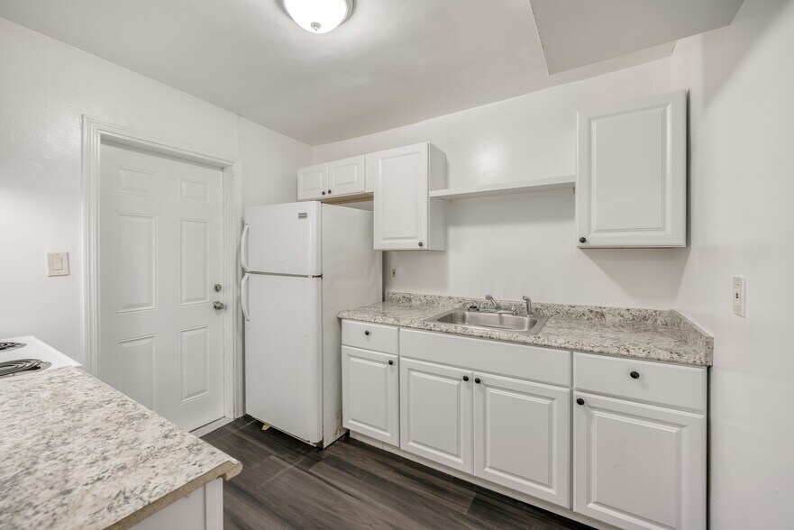 More Photos Of 2410 Benjamin E Mays Dr SW, Atlanta Apartments For Sale