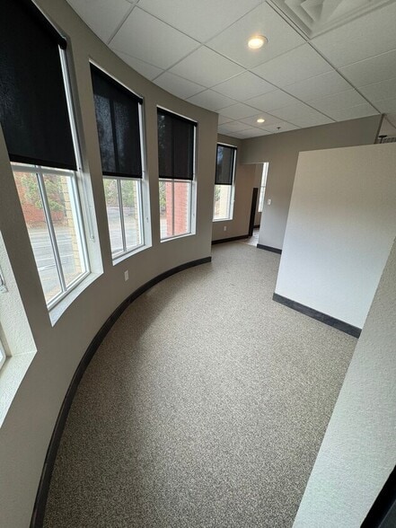 More Photos Of 102 E 1st St, Loveland Office For Lease
