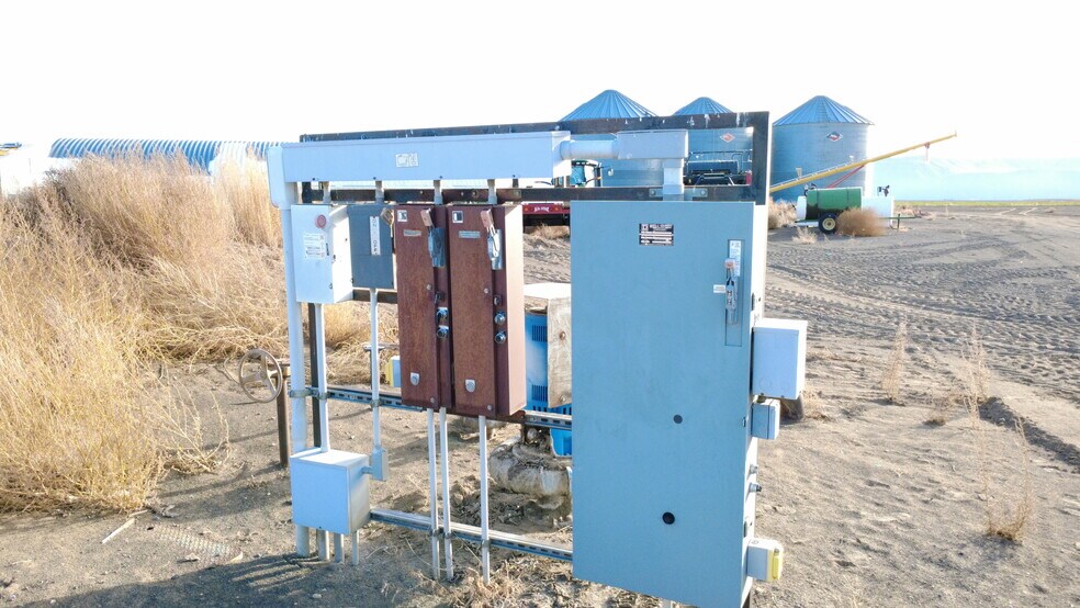 More Photos Of SWC Road 27 SW & Road P SW Rd @ Road P SW, Mattawa Land For Sale