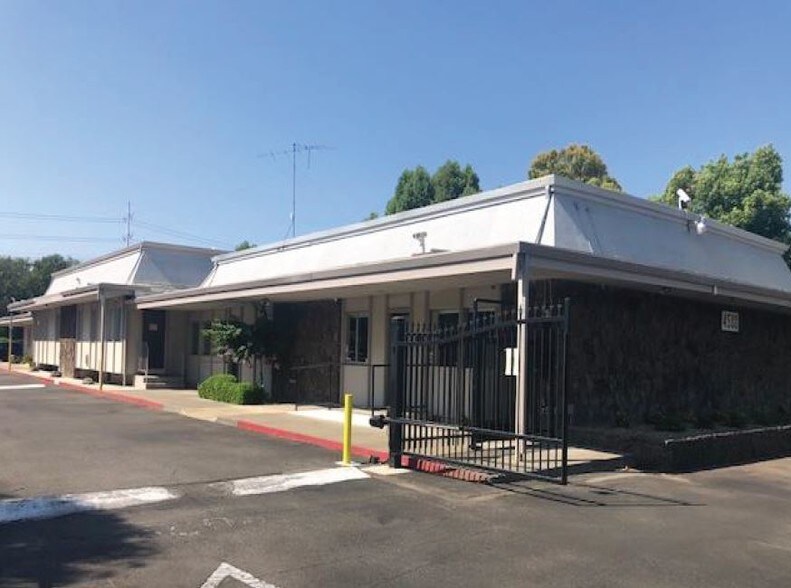 Primary Photo Of 4500 47th Ave, Sacramento Medical For Lease