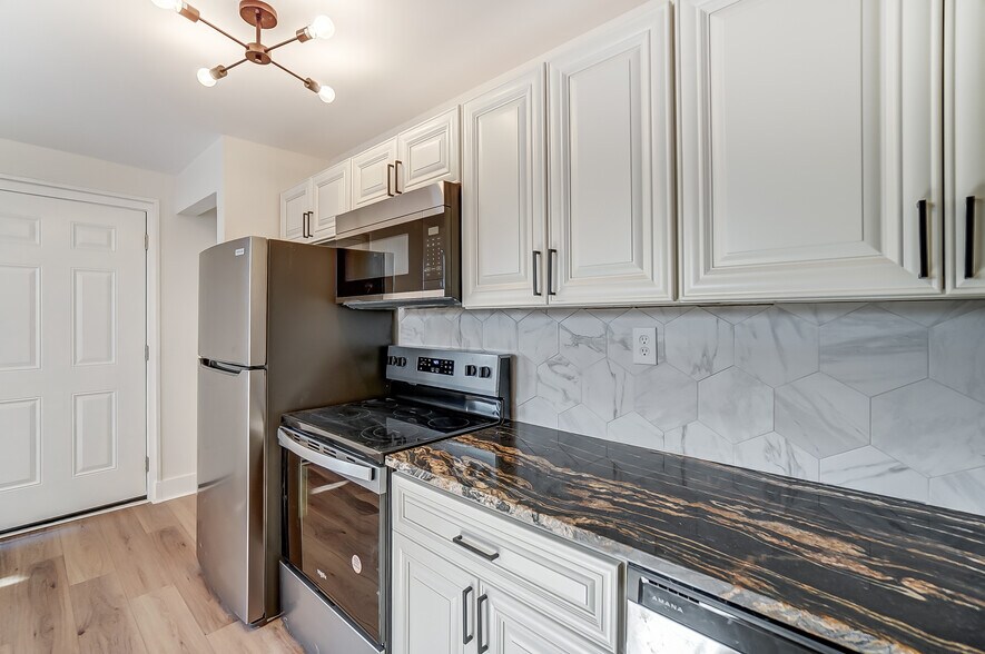 More Photos Of 477 E Columbus St, Columbus Apartments For Sale