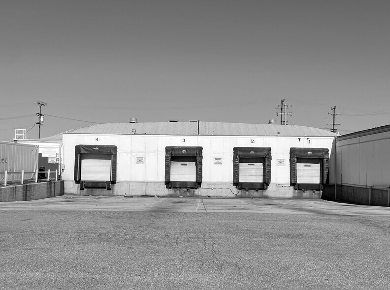 More Photos Of 5340 W 104th St, Los Angeles Refrigeration Cold Storage For Sale