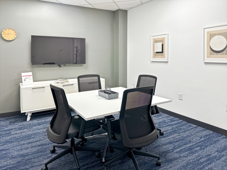 More Photos Of 604 Courtland St, Orlando Coworking Space