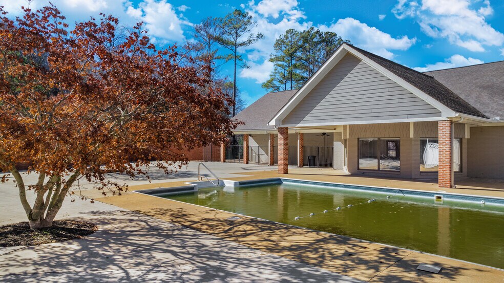 More Photos Of 502 Crystal Lake Dr NE, Fort Payne Golf Course Driving Range For Sale