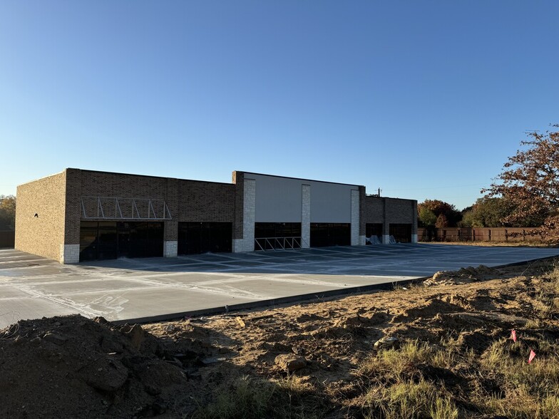 Primary Photo Of 13006 Farm to Market 730 Rd, Azle General Retail For Lease