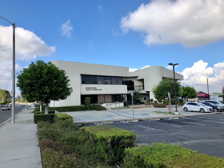 More Photos Of 20709 Golden Springs Dr, Diamond Bar Medical For Lease