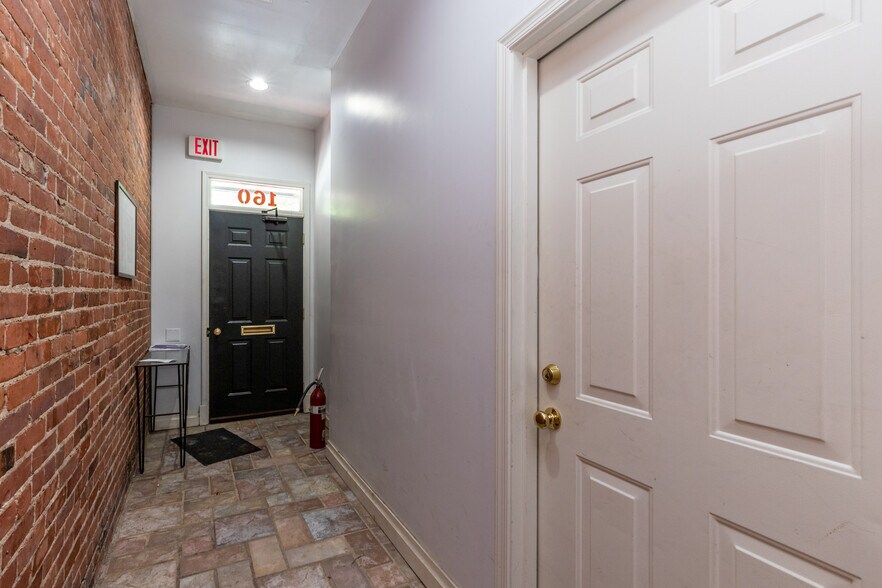 More Photos Of 158 Park St, Buffalo Apartments For Sale