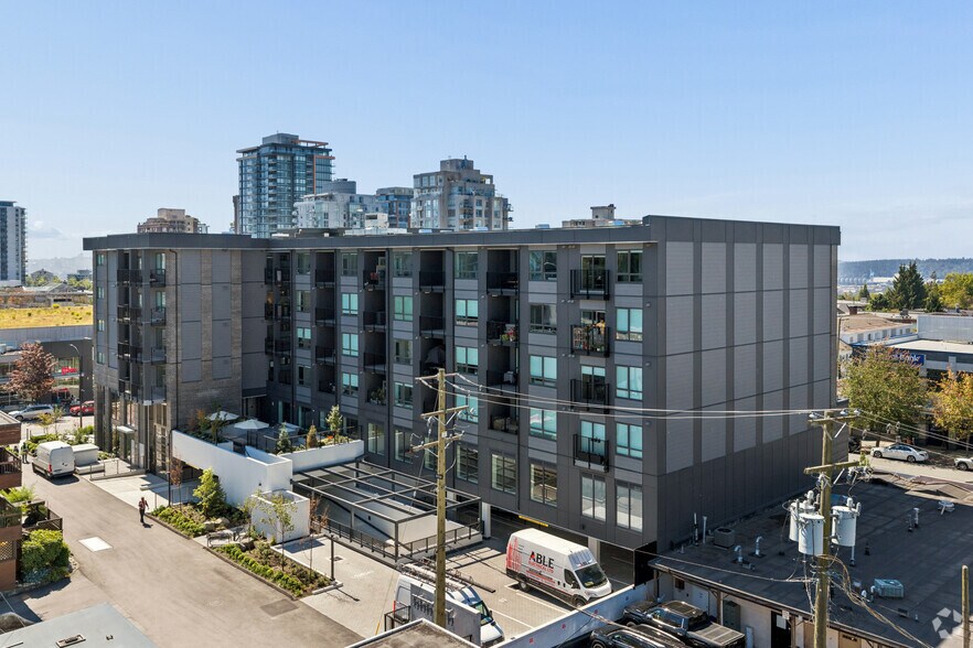 More Photos Of 1712 Lonsdale Ave, North Vancouver Apartments For Sale