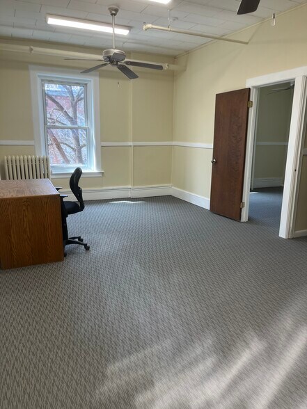 More Photos Of 102 East State Street, Ithaca Loft Creative Space For Lease